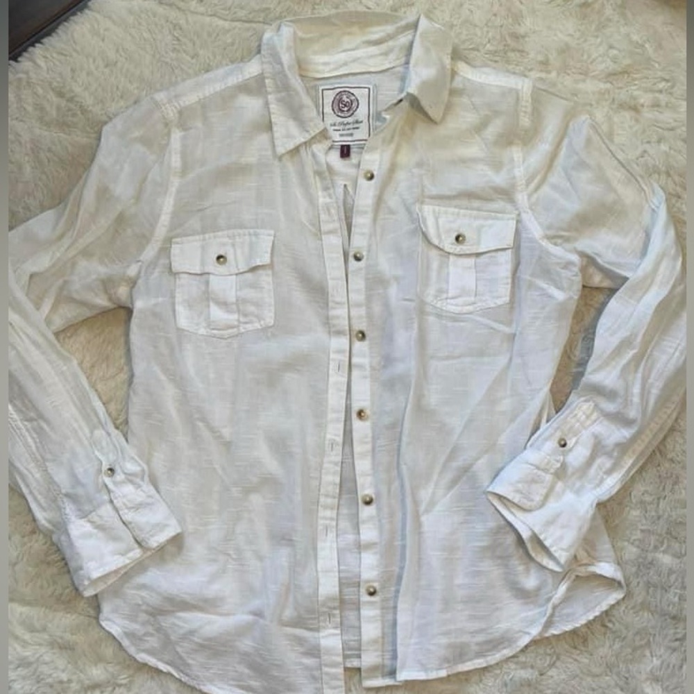 XL button up white